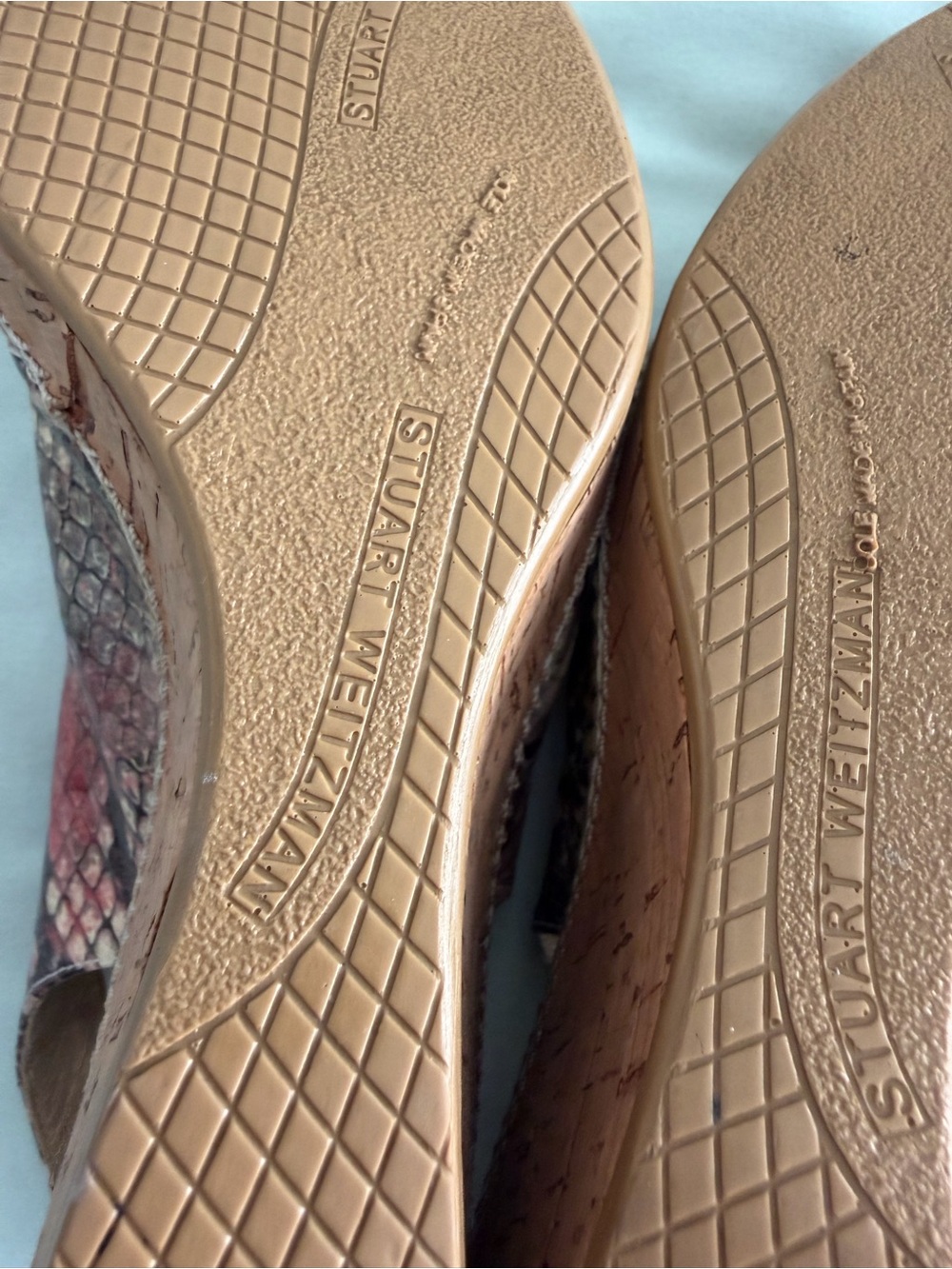 Stuart Weitzman Women's Embossed SnakeSkin Peep Toe Wedge Sandal - Picture 7 of 8